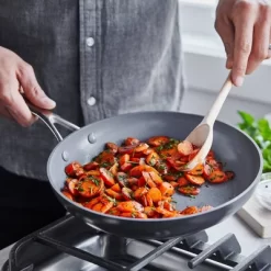 GreenPan Valencia Pro 10" Frypan Black -Outdoor Garden GUEST 14f5f247 dd33 4f93 8d66 526c71a00125