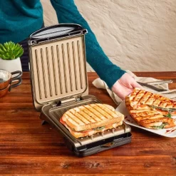 George Foreman 2 Serving Classic Plate Electric Grill & Panini Press - Black - GRS040BZ -Outdoor Garden GUEST 8ccfd75b d079 4117 bf5b 39dec1793c2b